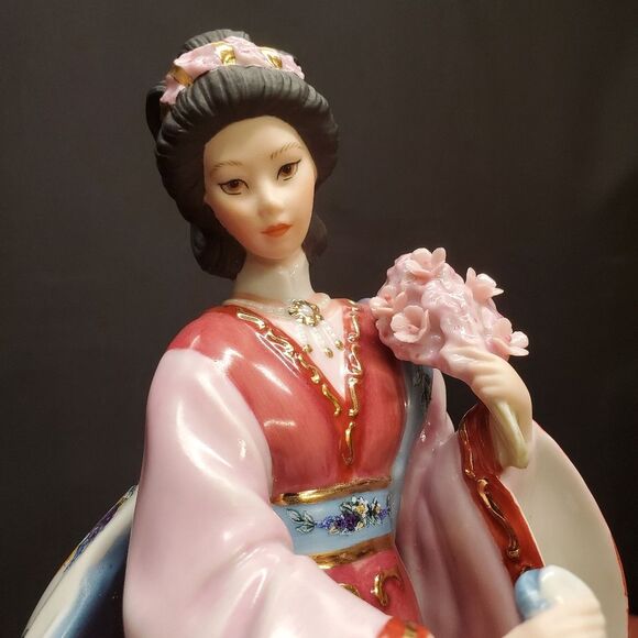The Plum Blossom Princess by Lena Liu by The Danbury Mint - Picture 5 of 8